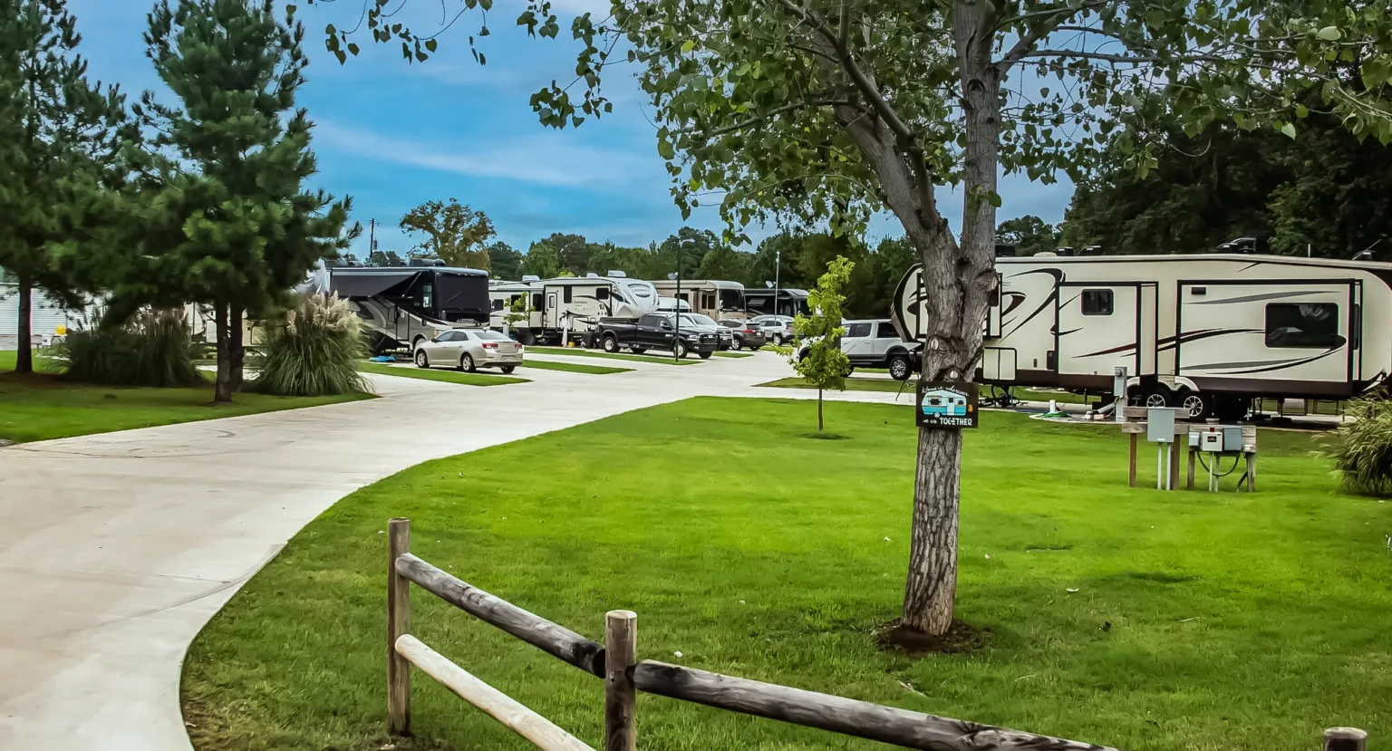 Fernbrook Park RV park in Longview, TX (photo 4)